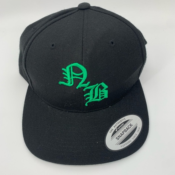 Never Basics Set of 2 Hats Black and Green - Picture 9 of 10